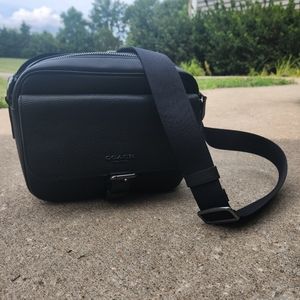 New Without tags Coach Crossbody purse